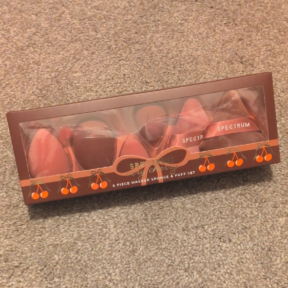 Spectrum Very Cherry Makeup Sponge & Puff Set